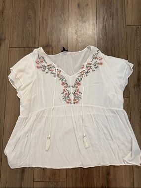 torrid White Embroidered V-Neck Peasant Top with Tassels